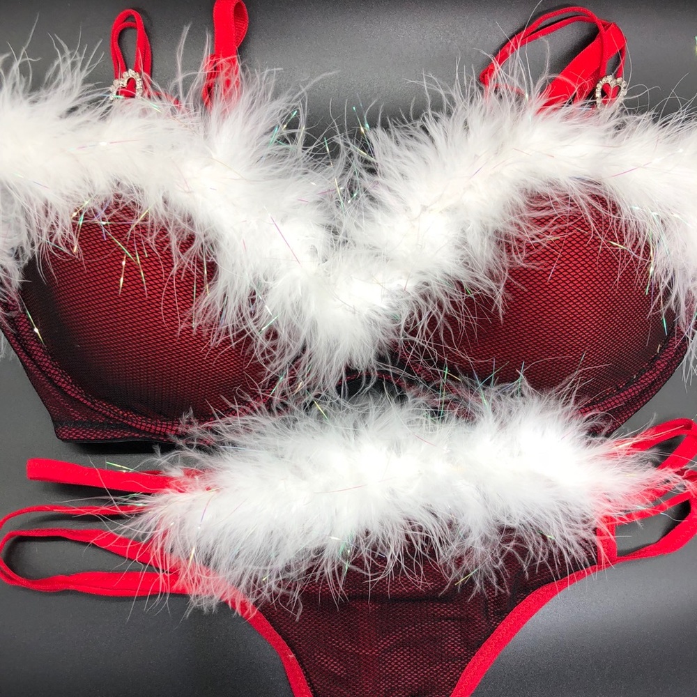 Milili Sexy Lingerie Bras & Panties Set - Picture 2 of 8